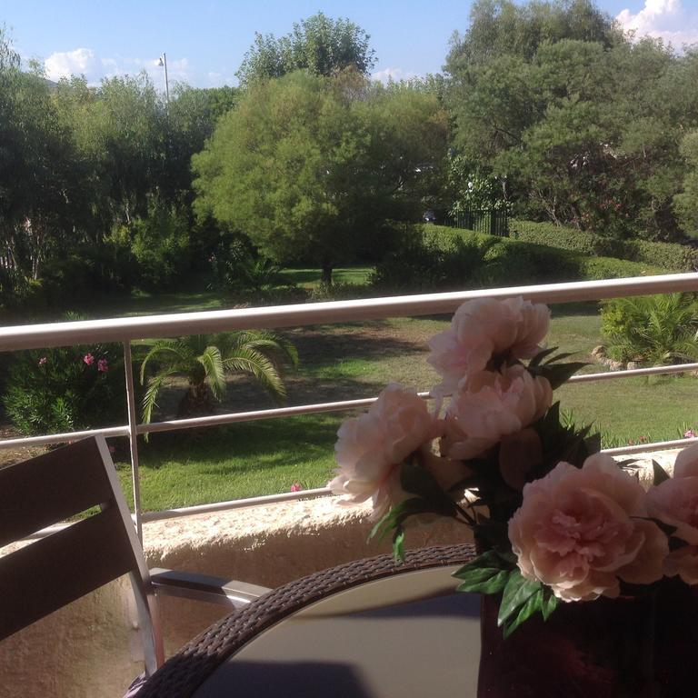 Brigitte Studio Centre Saint Tropez Parking Piscine Wifi Vue Mer מראה חיצוני תמונה
